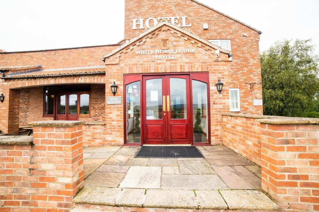 Oyo White Horse Lodge Hotel, East Thirsk Bagby Eksteriør billede
