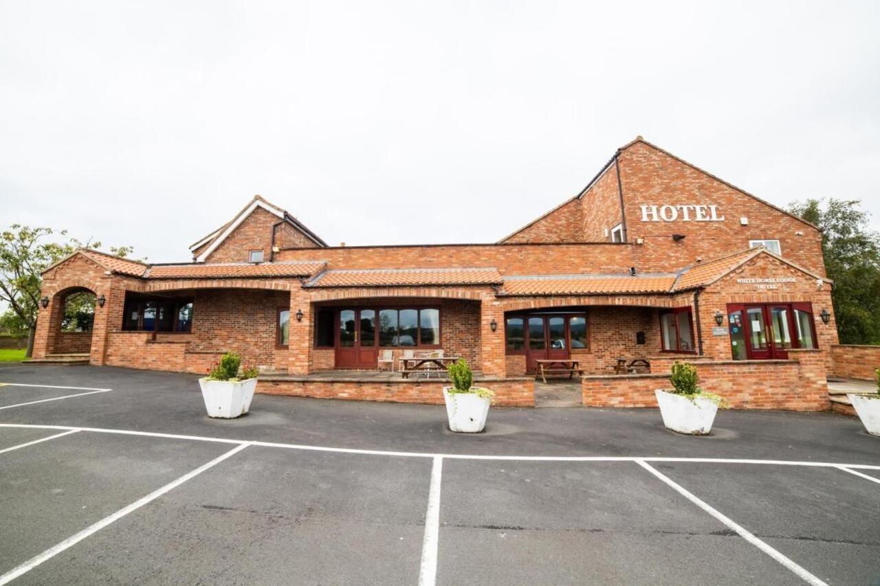 Oyo White Horse Lodge Hotel, East Thirsk Bagby Eksteriør billede